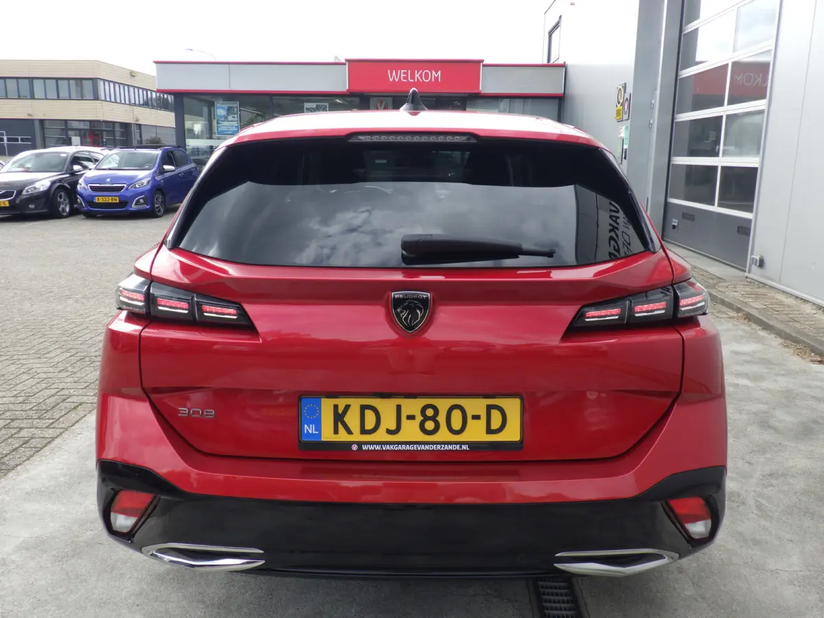 1.2 AUT Allure, Camera, Cruise, Navi, Compleet!
