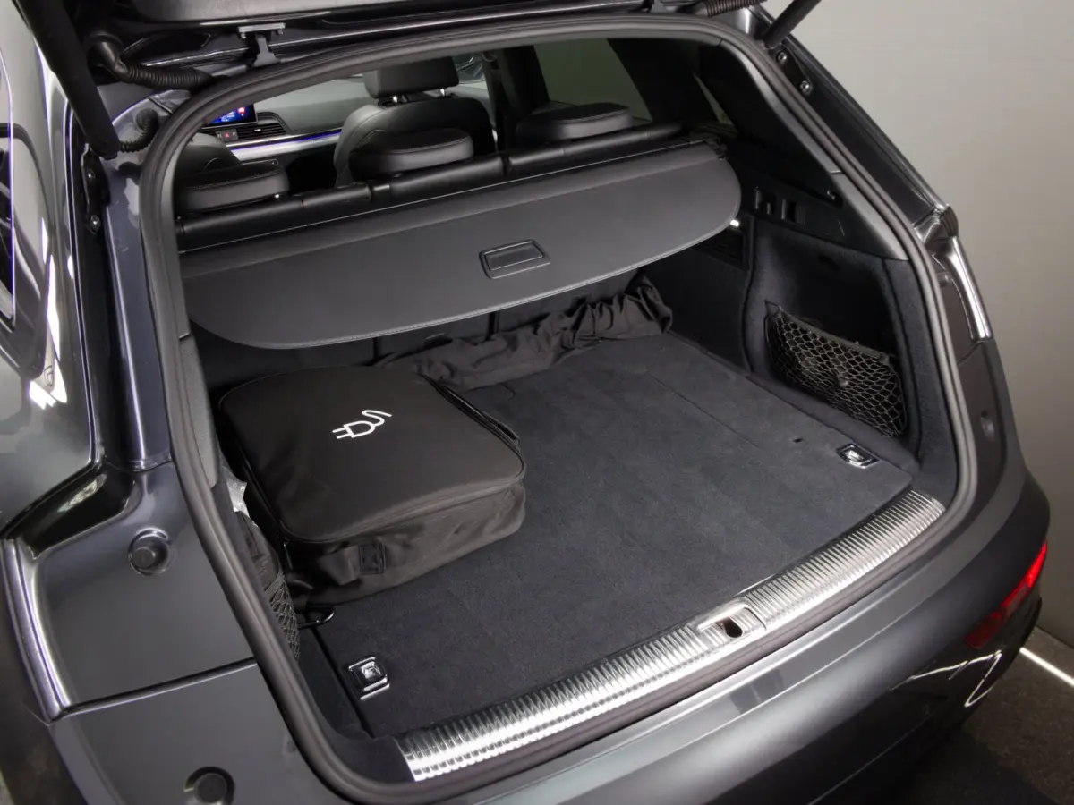 55 TFSI e quattro Competition (RS-STOELEN, ACC, B&O, PANORAMADAK, SFEERVERLICHTING, TREKHAAK, APPLE CARPLAY/ANDROID AUTO)