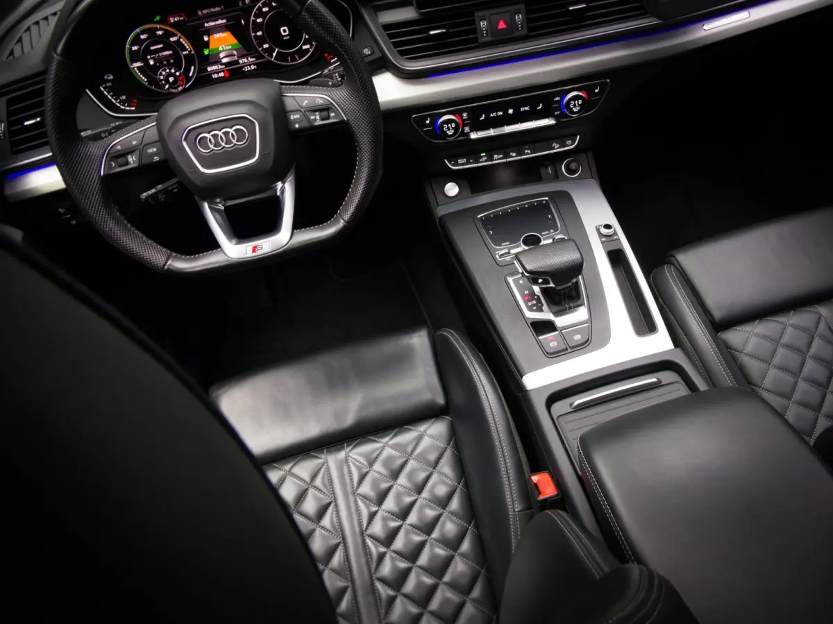 55 TFSI e quattro Competition (RS-STOELEN, ACC, B&O, PANORAMADAK, SFEERVERLICHTING, TREKHAAK, APPLE CARPLAY/ANDROID AUTO)