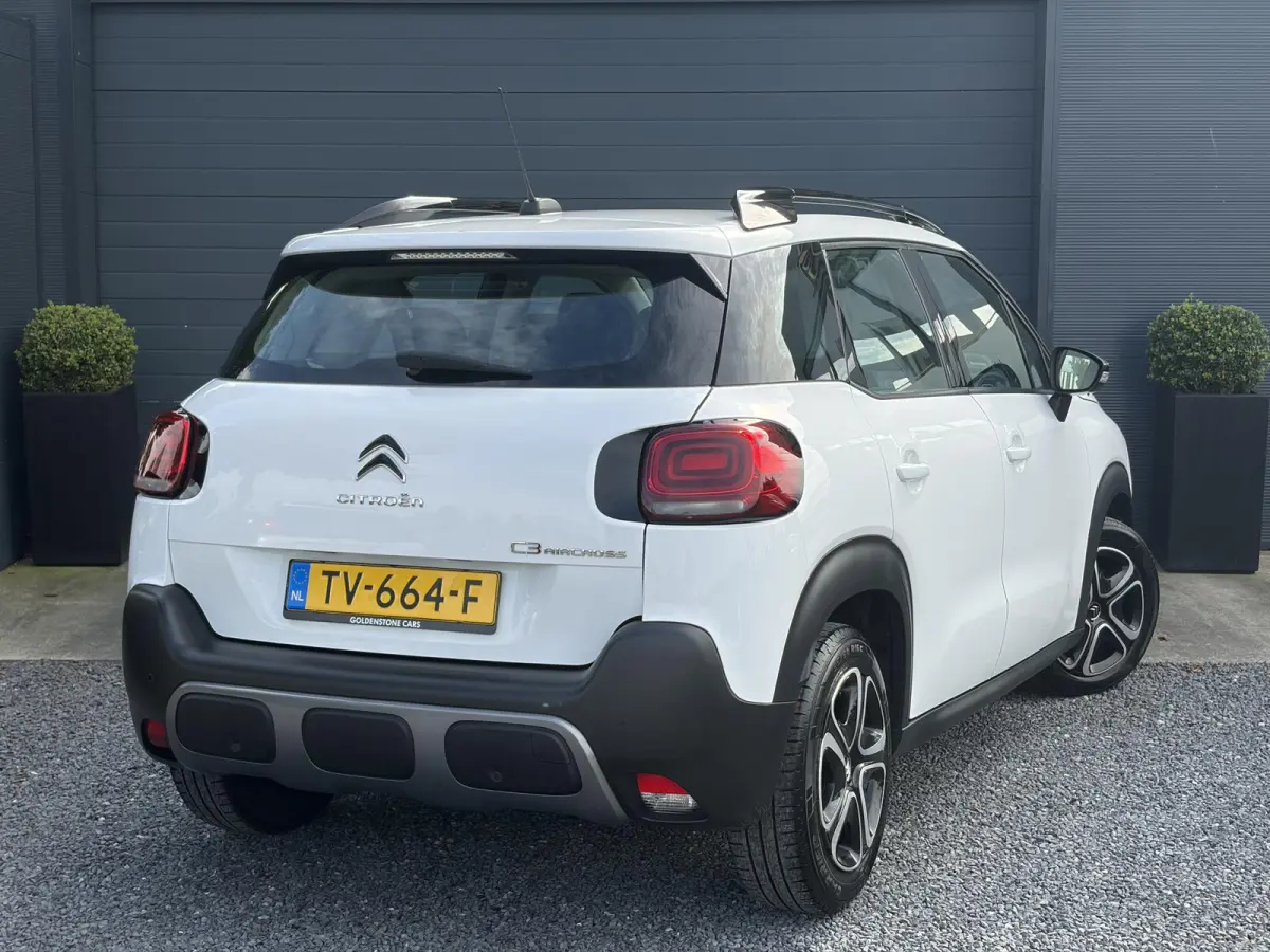 1.2 PureTech Feel ✓1e Eigenaar✓D-riem vv in 08-2026✓Draadloze telefoonlader✓Carplay✓Navi✓Clima✓Cruise✓Pdc✓Rijstrooksensor✓Bj 10-2018✓Lm velgen✓N.A.P✓Apk tot 11-2027