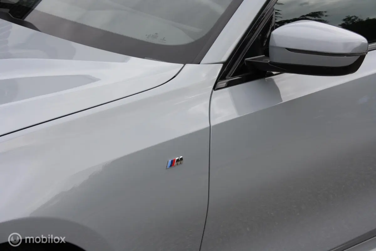 330i M-Sport, curved, carplay, brooklyn