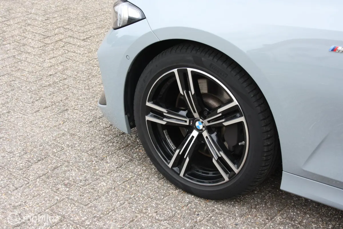 330i M-Sport, curved, carplay, brooklyn