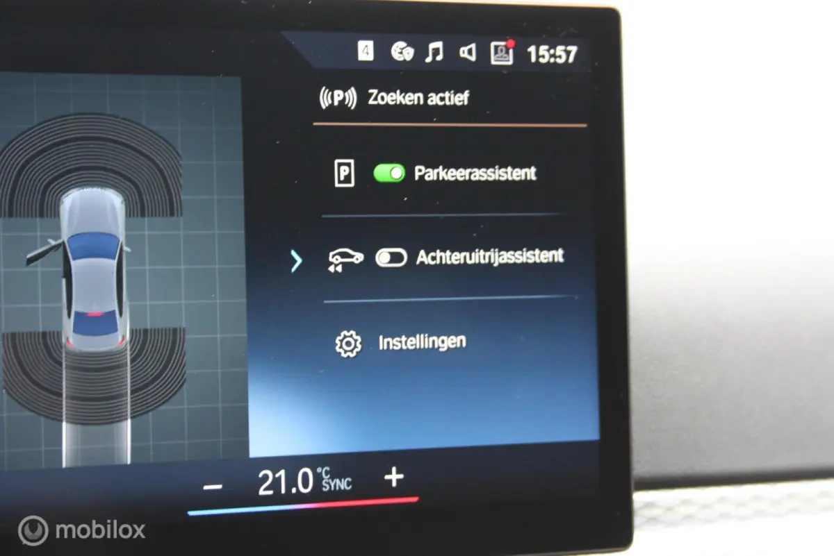 330i M-Sport, curved, carplay, brooklyn