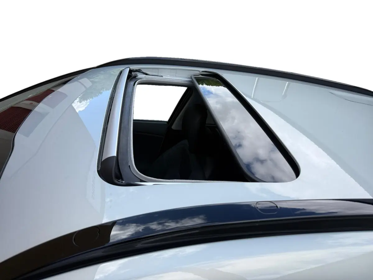 1.6i Hybrid DynamicPlusLine | FACELIFT | Harman Kardon | Schuif/kanteldak | Metallic lak | Led verlichting | Fabrieksgarantie t/m 1-7-2033 +3x 1 jaar* | NAP