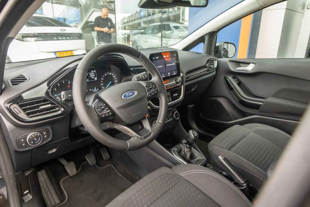 1.0 EcoBoost Titanium | Apple Carplay/Android Auto | Cruise Control | Climate Control | Airco (automatisch) | Apple Carplay/Android Auto|telefoonintegratie premium | Cruise control