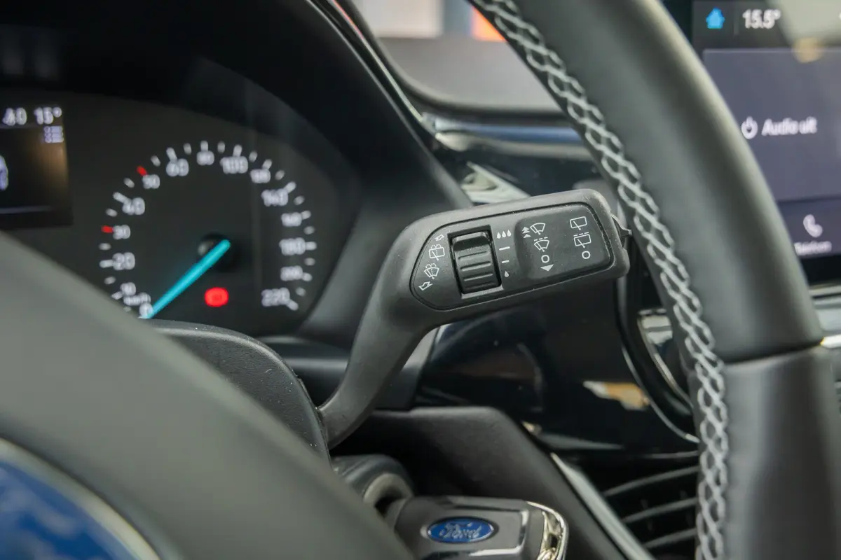 1.0 EcoBoost Titanium | Apple Carplay/Android Auto | Cruise Control | Climate Control | Airco (automatisch) | Apple Carplay/Android Auto|telefoonintegratie premium | Cruise control
