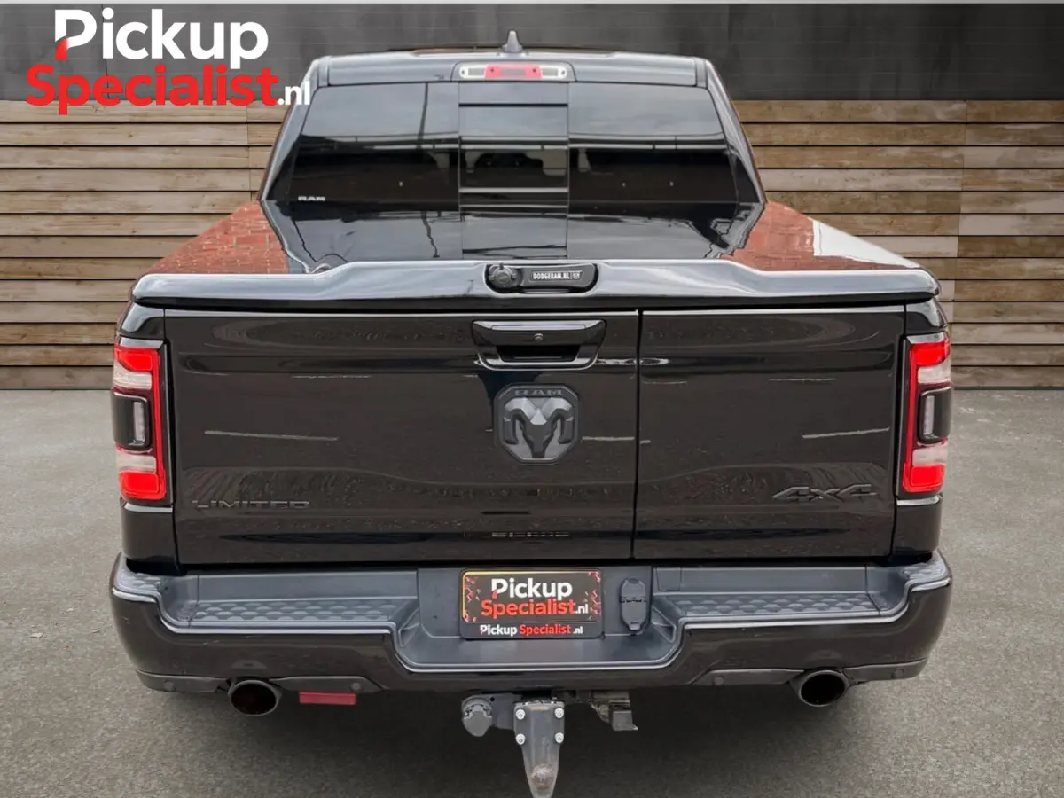 1500 5.7 V8 4x4 Crew Cab Limited , WIDE BODY , FUSION FORGED , BOMVOLL!!!!
