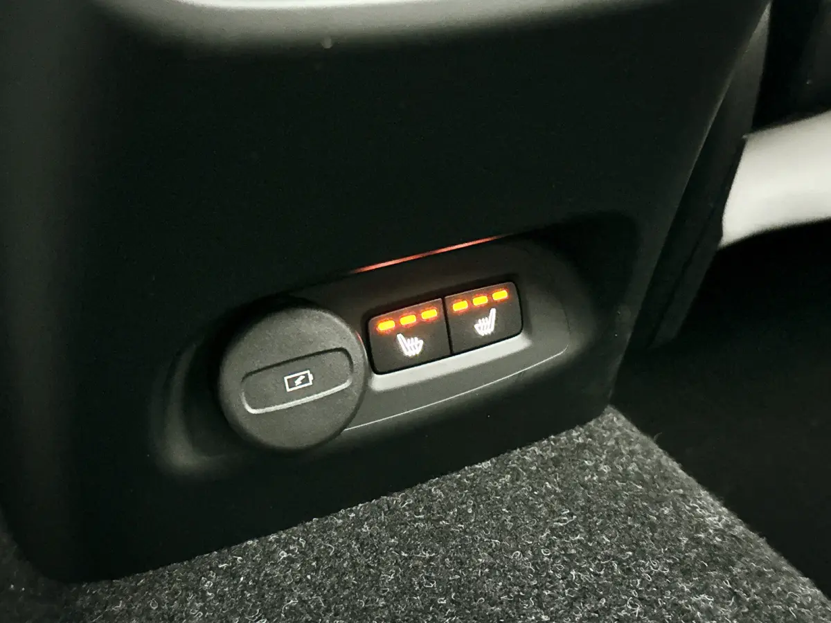 Single Motor Extended Range Ultra 82 kWh | Panoramadak | 360° camera | Harman Kardon | Stoel- en Stuurverwarming