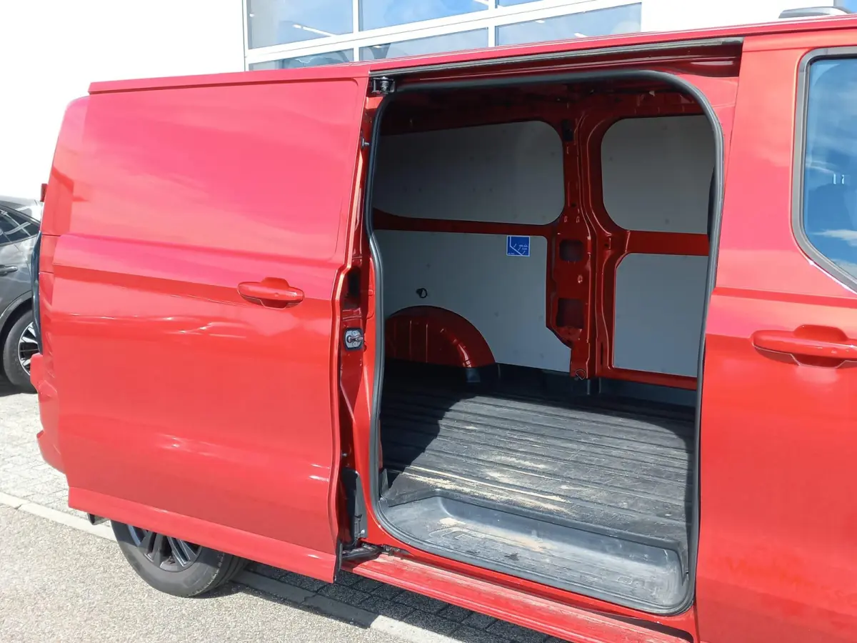 320 2.5 PHEV L2H1 Limited