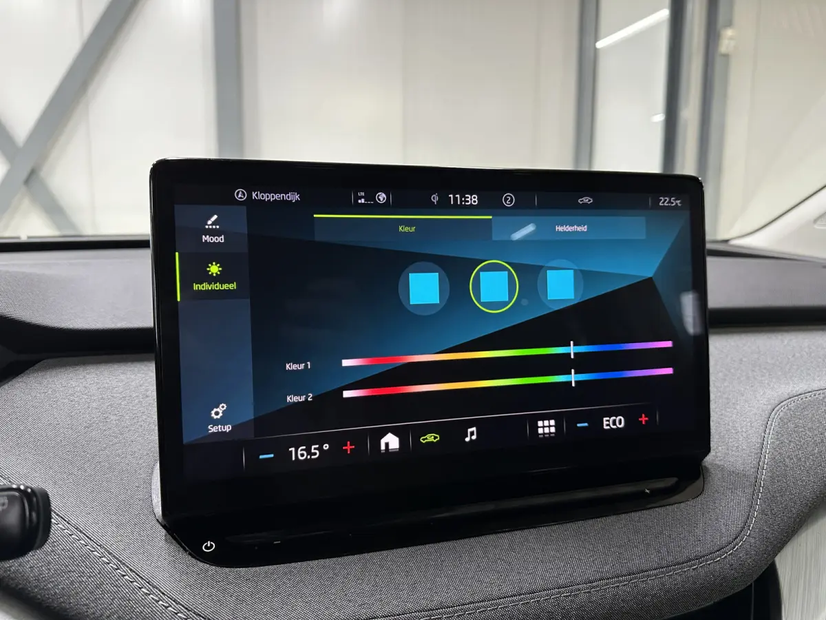 60 | Matrix (Crystal Lighting) | Camera | Keyless | Carplay | Navi