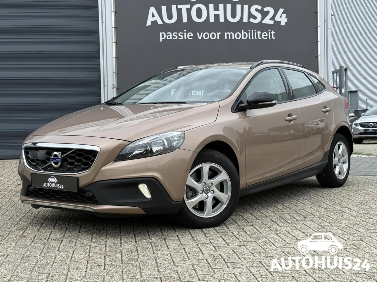 1.5 T3 AUTOMAAT Momentum |ACC|Dealer Onderhouden|1-eigenaar!