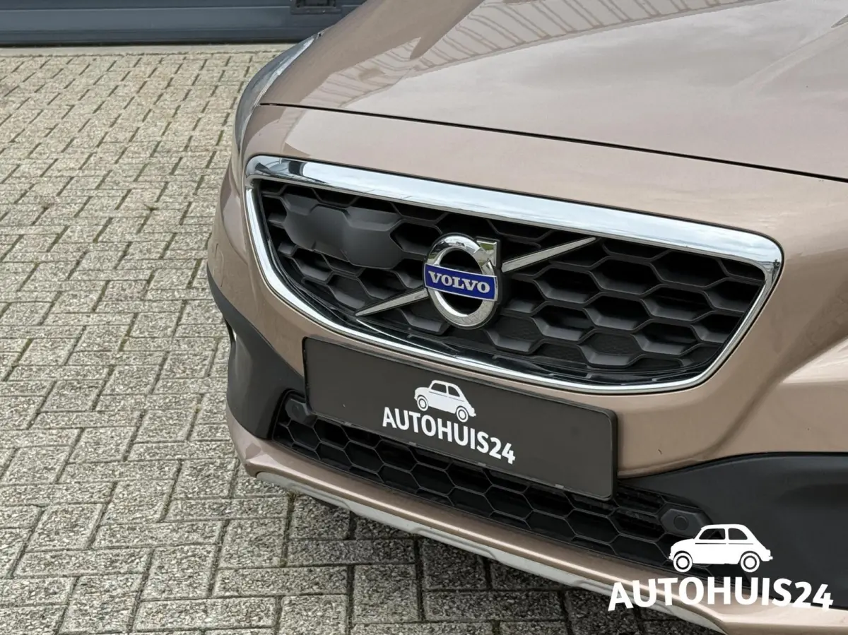1.5 T3 AUTOMAAT Momentum |ACC|Dealer Onderhouden|1-eigenaar!