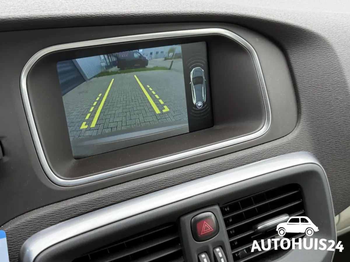 1.5 T3 AUTOMAAT Momentum |ACC|Dealer Onderhouden|1-eigenaar!