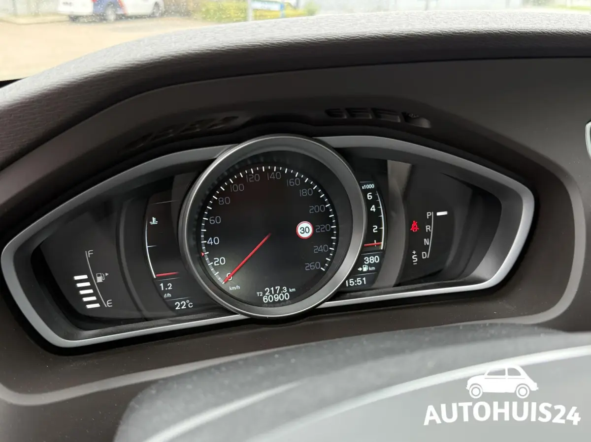 1.5 T3 AUTOMAAT Momentum |ACC|Dealer Onderhouden|1-eigenaar!