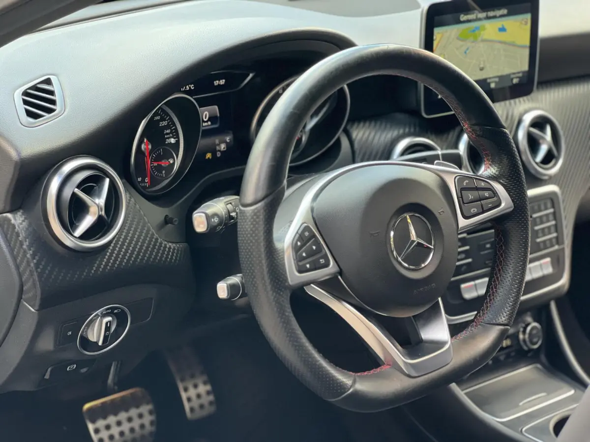 180 AMG|Sfeer|Camera|Dodehoek|Clima|Pano|