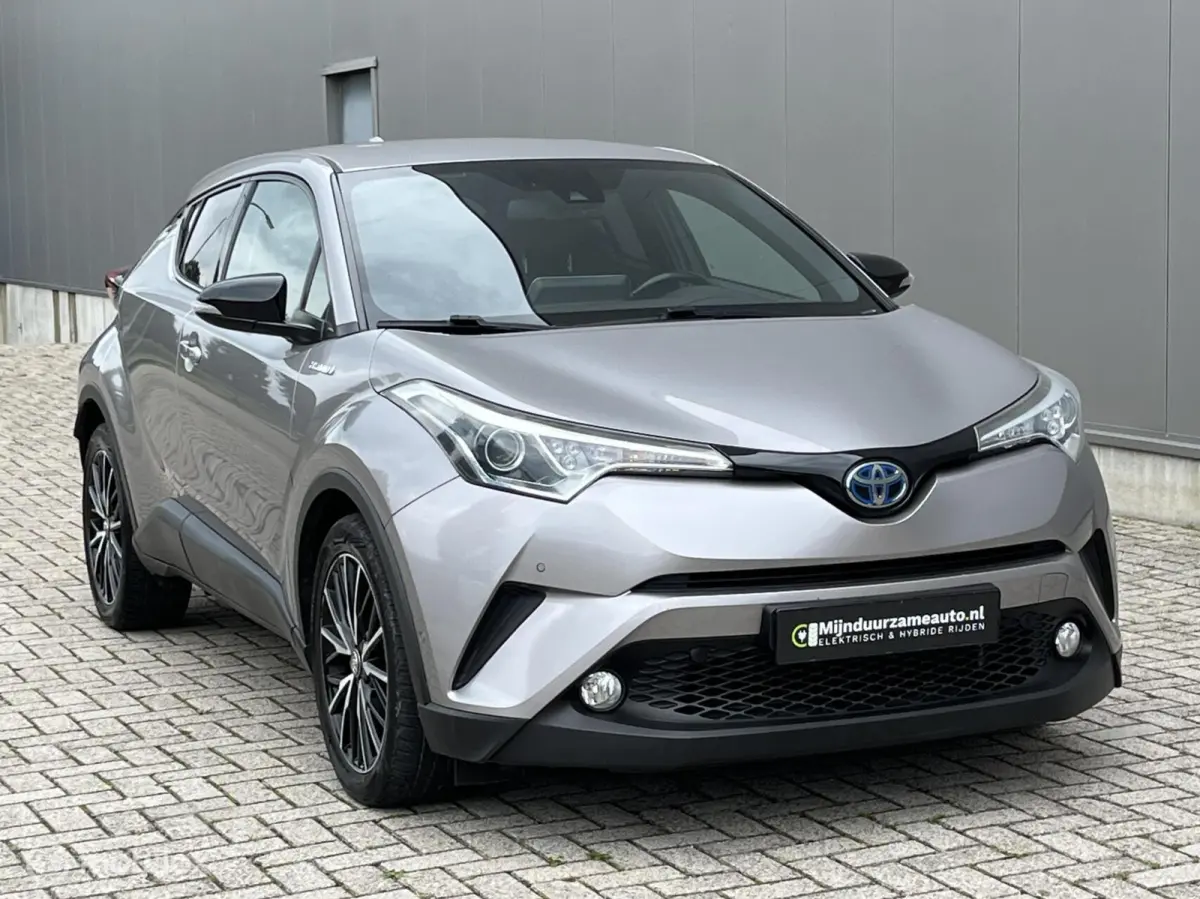 1.8 Hybrid , Leder, Camera,Trekhaak, Netjes !