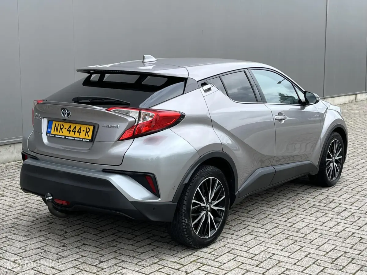 1.8 Hybrid , Leder, Camera,Trekhaak, Netjes !