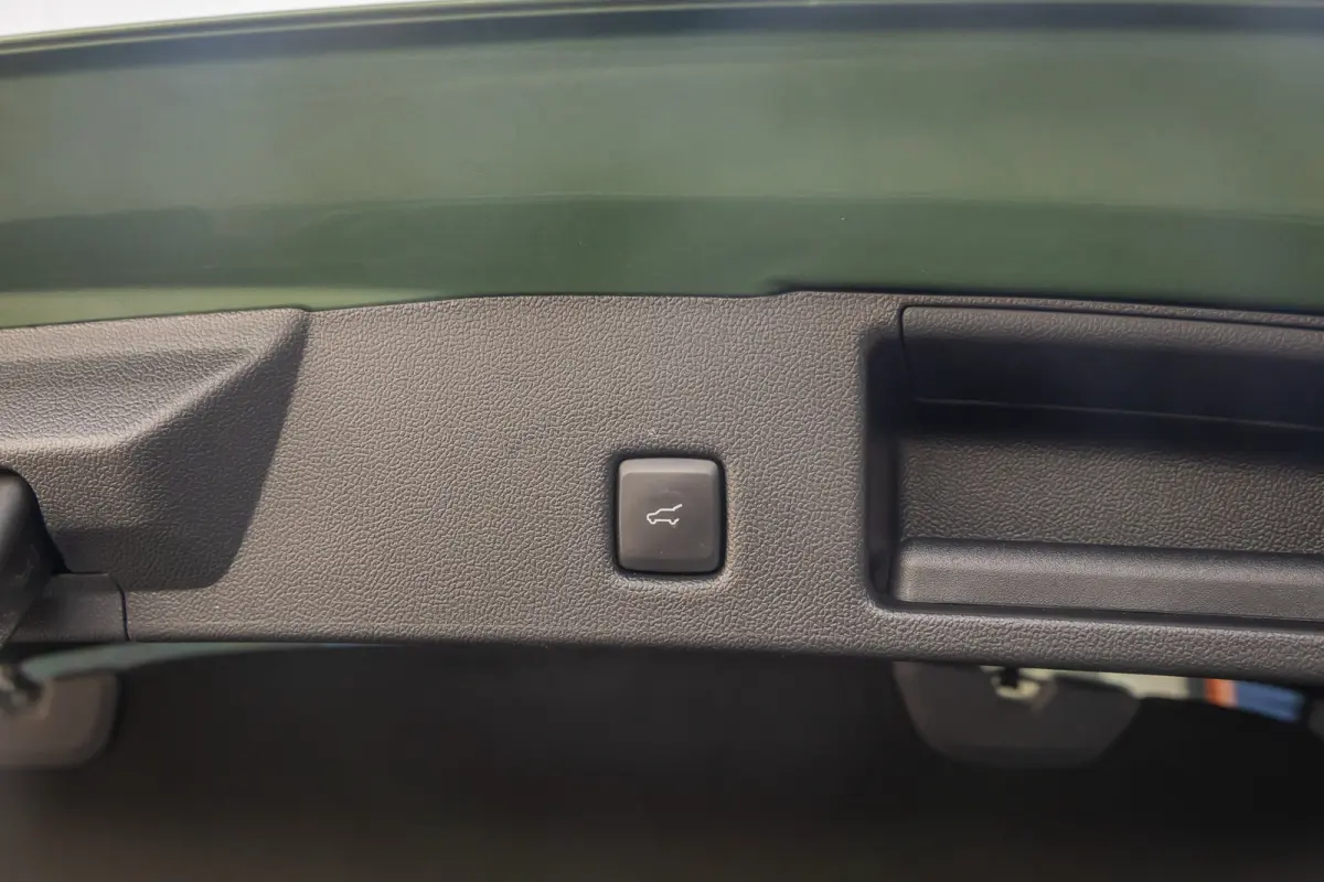 2.5 PHEV Active X | Full options! | Trekhaak Elek. | Panoramadak | Winterpack | Dodehoek detectie | Elektrisch verstelbare stoel(en) | Matrix LED koplampen | Head-up display | Achteruitrijca
