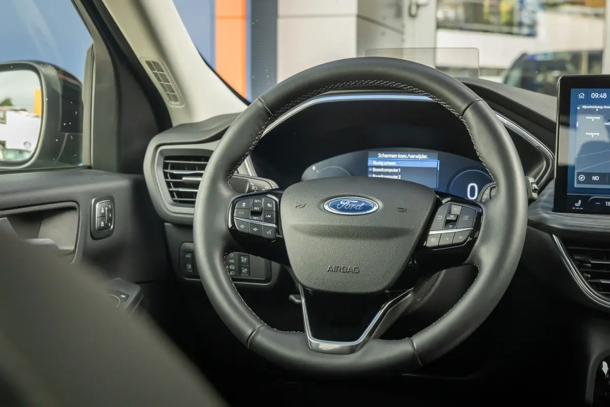 2.5 PHEV Active X | Full options! | Trekhaak Elek. | Panoramadak | Winterpack | Dodehoek detectie | Elektrisch verstelbare stoel(en) | Matrix LED koplampen | Head-up display | Achteruitrijca