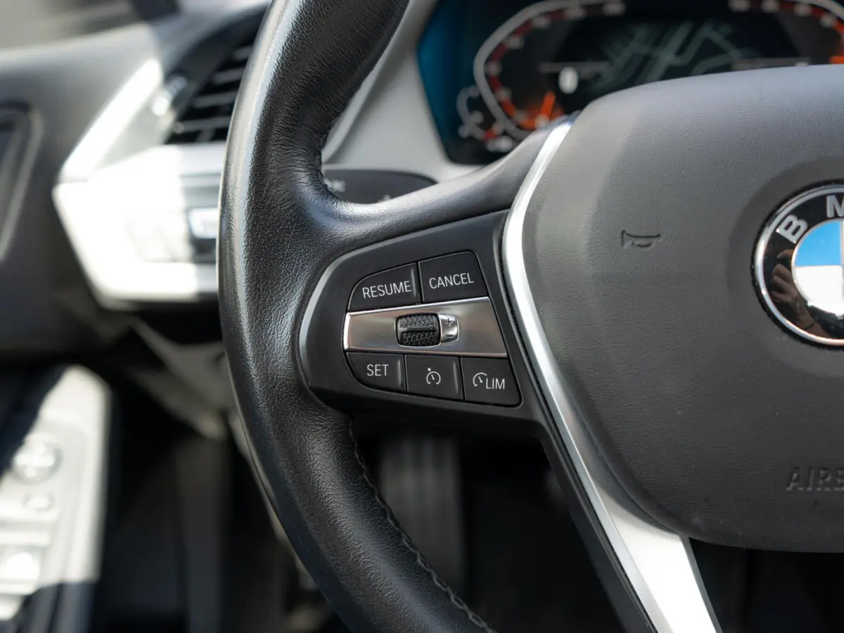 218i Executive Edition LED | Navigatie | Carplay