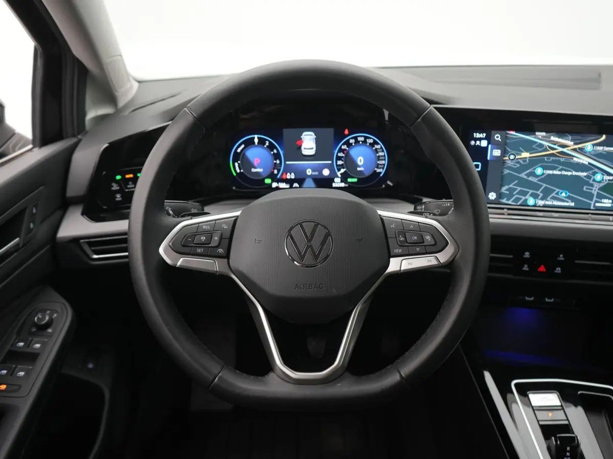 1.4 eHybrid Style | Apple/Android Play | Camera | Adaptive Cruise | Comfortstoel(en) | Full-LED | Keyless | PDC V+A | Sfeerverlichting | Virtual Cockpit | 12 Maand BOVAG Garantie! |