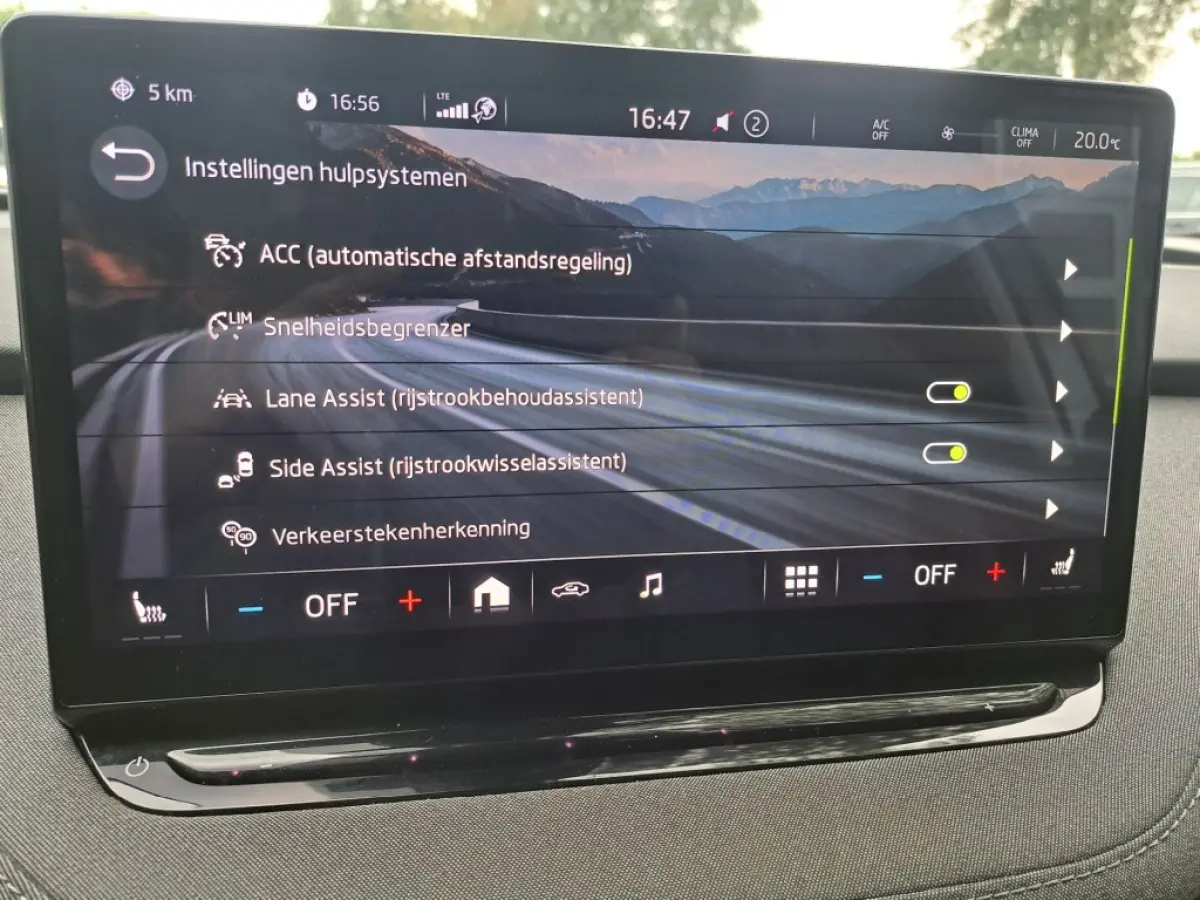 80 204 Pk 1/2 Leder Apple carplay, Trekhaak, SOH 92%