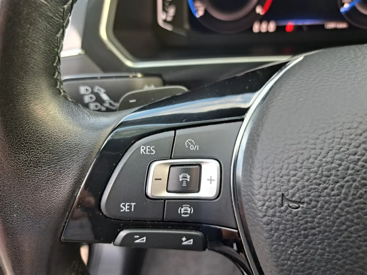 1.5 TSI 150 Pk R-Line Pano, Alcantara, Dsg-7