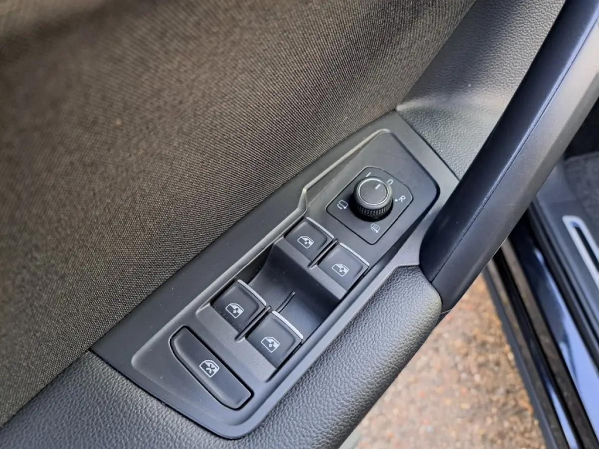 1.5 TSI 150 Pk R-Line Pano, Alcantara, Dsg-7