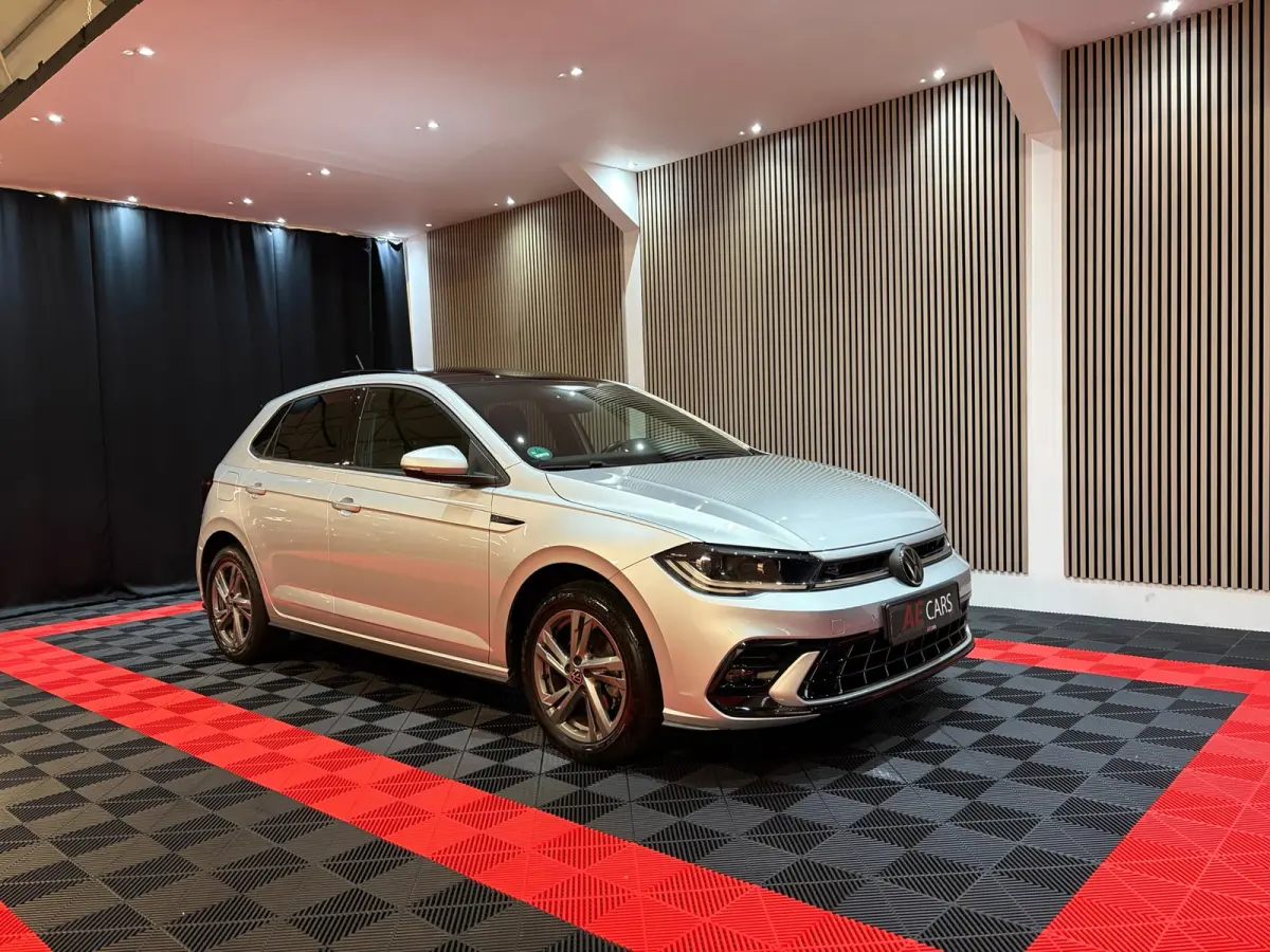 1.0 TSI R-Line Business Pano Navi Led IQ Lights Camera