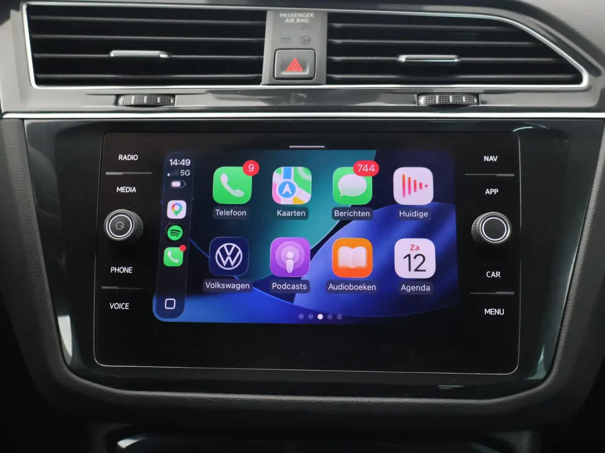 1.5 TSI R-LINE + VIRTUAL COCKPIT | ADAPTIVE CRUISE | 19 INCH