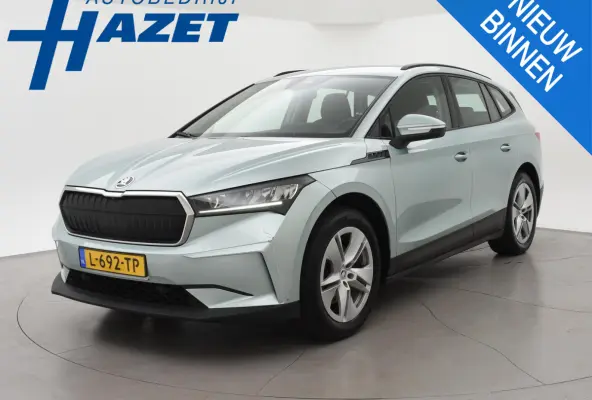 60 + SFEERVERLICHTING | APPLE CARPLAY | ANDROID AUTO | DAB