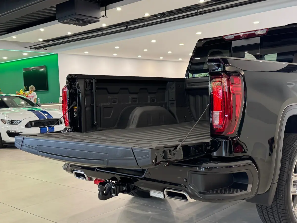 Denali 6.2 V8