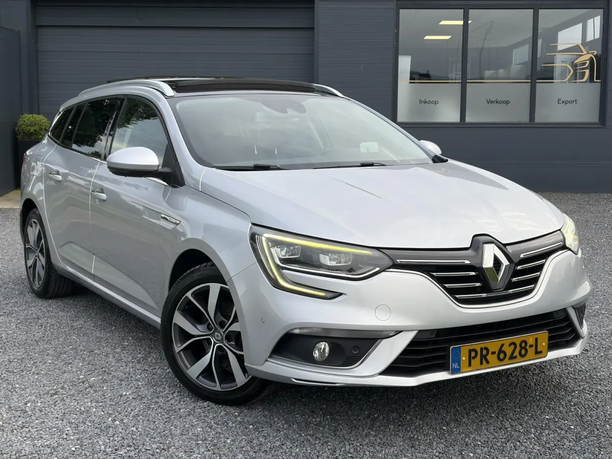 1.2 TCe Bose ✓2 Eigenaar✓Pano✓Camera✓Net beurt gehad✓Navi✓Clima✓Cruise✓Leder✓131pk✓Pdc V+A✓6 Bak✓Rijstrooksensor✓Dodehoeksensor✓17'' Lm velgen✓N.A.P✓Apk tot 0