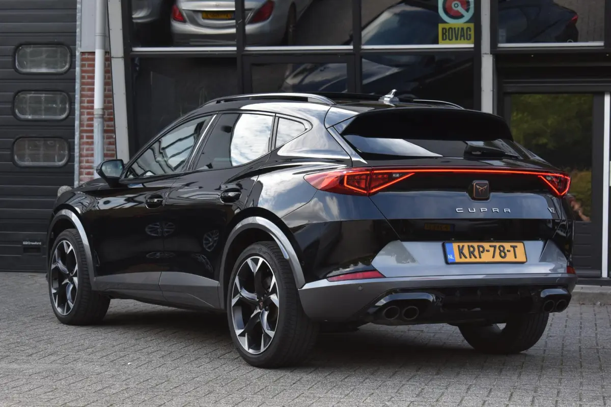 2.0 TSI 4DRIVE VZ Pano Trekhaak Stuurknop Sfeer