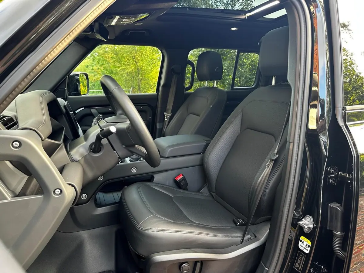 2.0 P300e 110 X-Dynamic SE