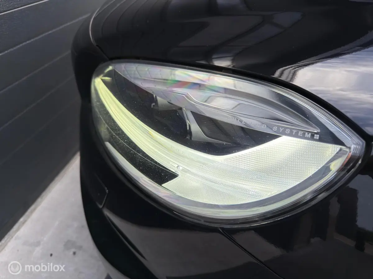 2.0 T3 R-Design | Pano | Cruise | Alcanta