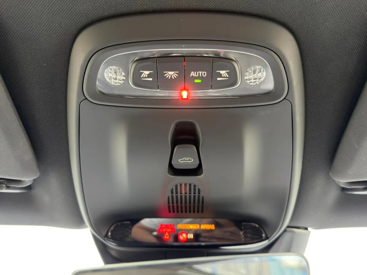 2.0 T3 R-Design | Pano | Cruise | Alcanta