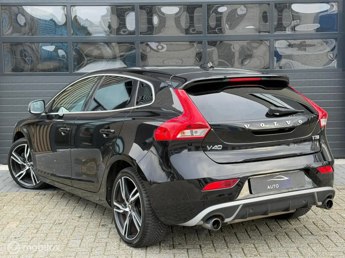2.0 T3 R-Design | Pano | Cruise | Alcanta