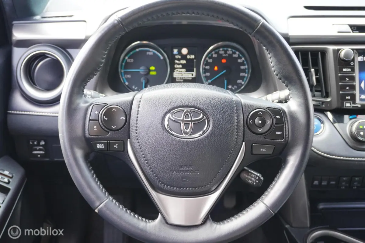 2.5 Hybrid AWD Style 64.181 KM