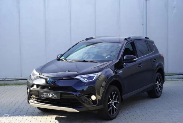 2.5 Hybrid AWD Style 64.181 KM