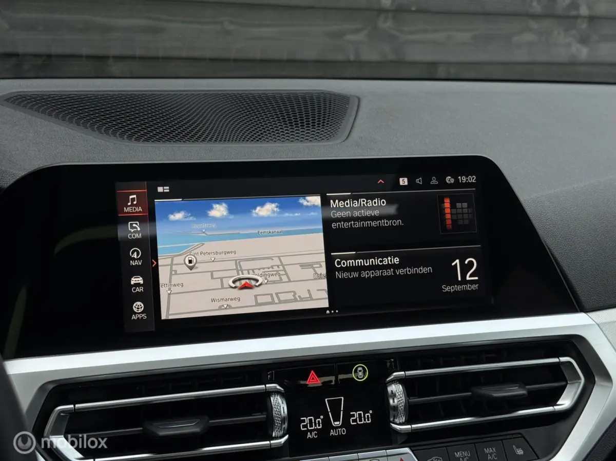 320i High Executive | M-Sport | Pano | Leder