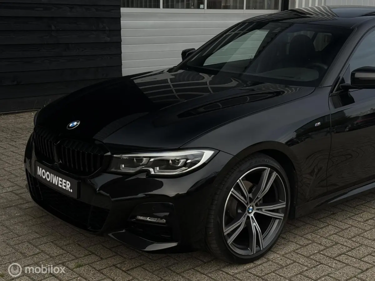 320i High Executive | M-Sport | Pano | Leder