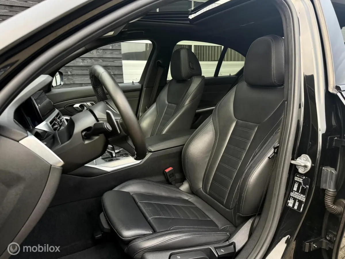 320i High Executive | M-Sport | Pano | Leder