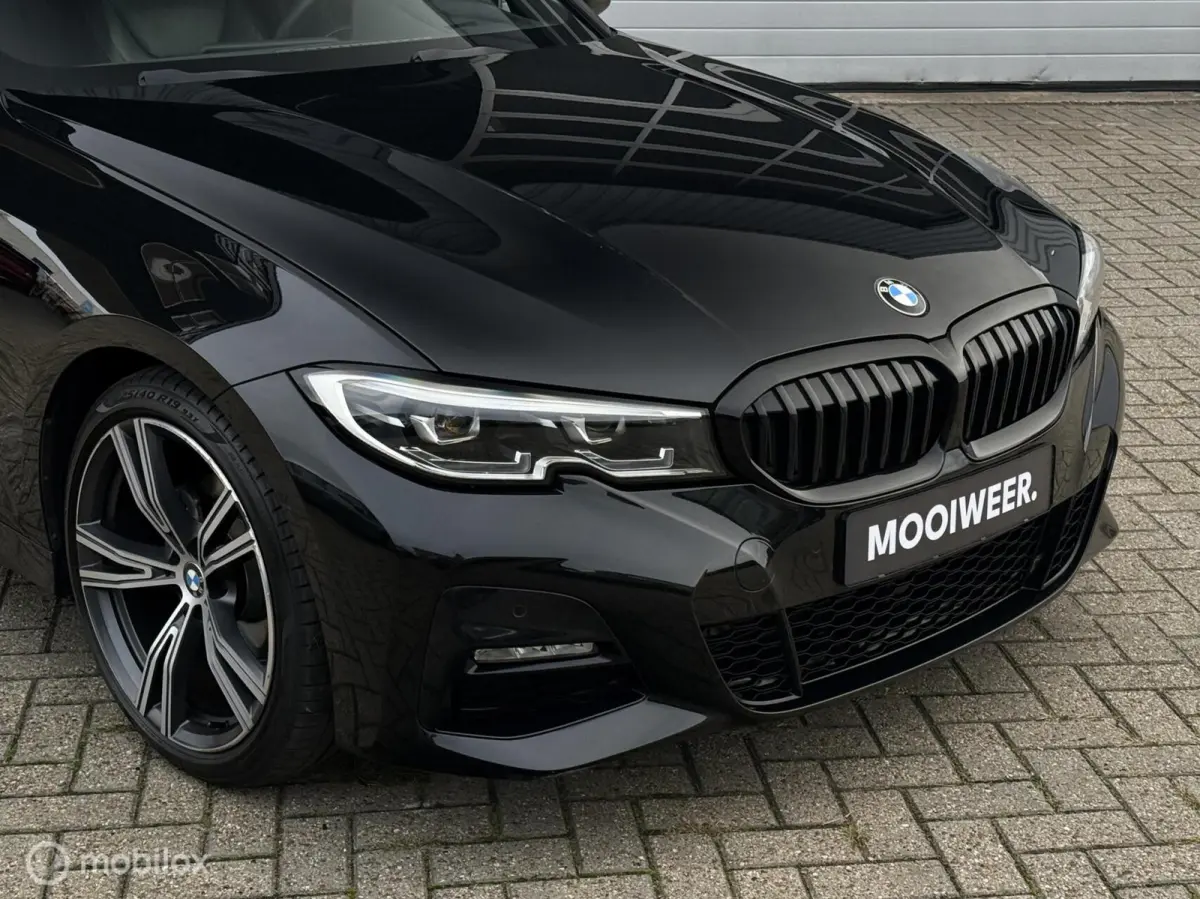 320i High Executive | M-Sport | Pano | Leder