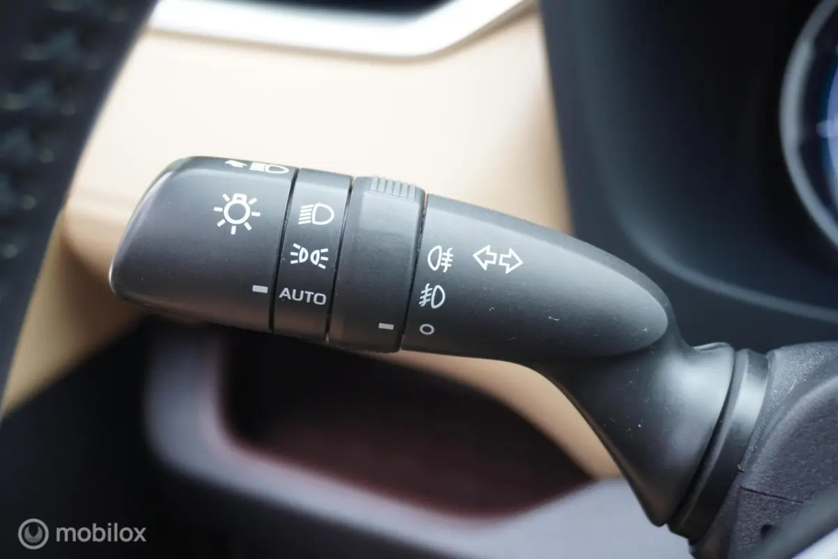 2.5 Hybrid AWD Executive