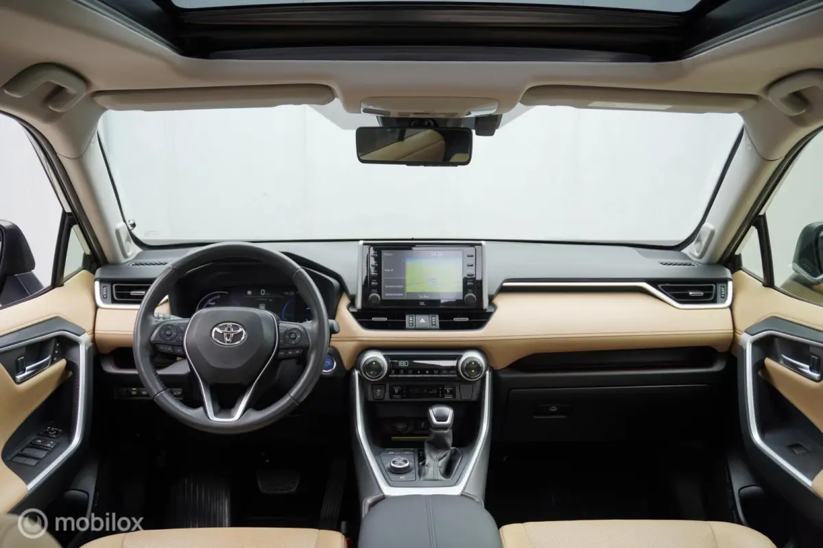 2.5 Hybrid AWD Executive