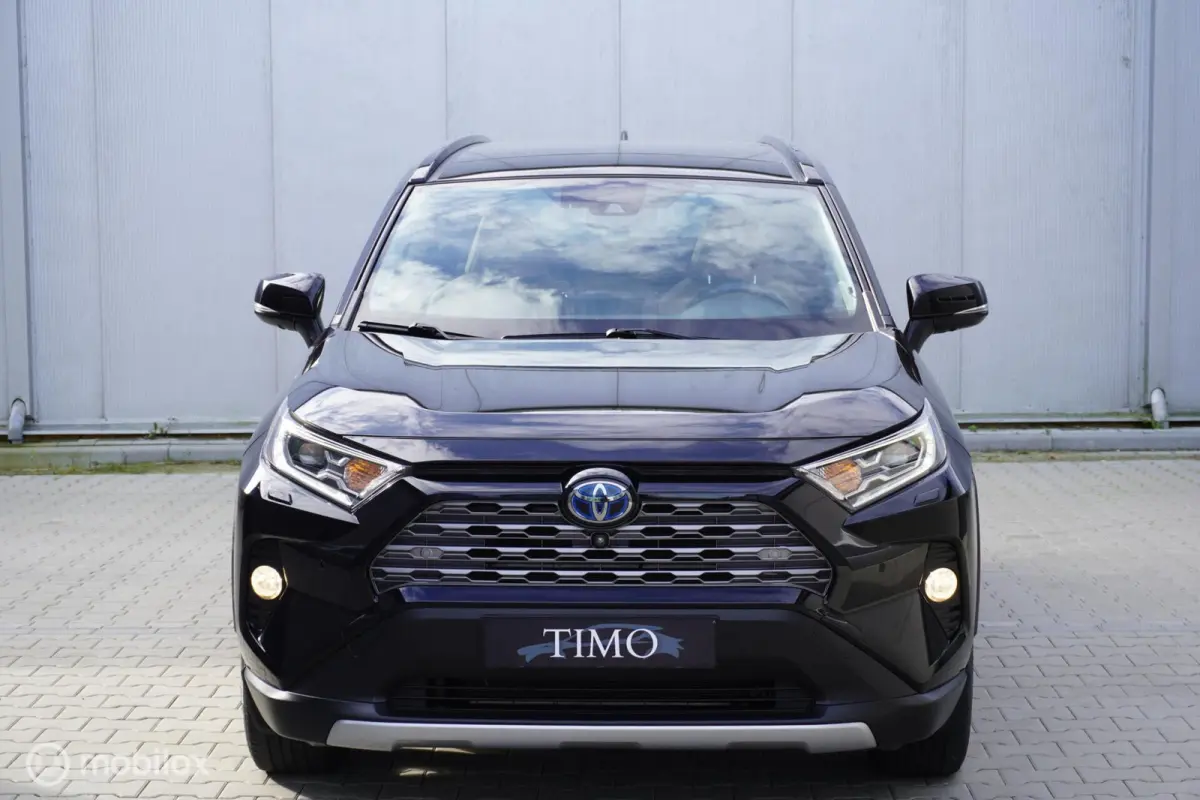 2.5 Hybrid AWD Executive