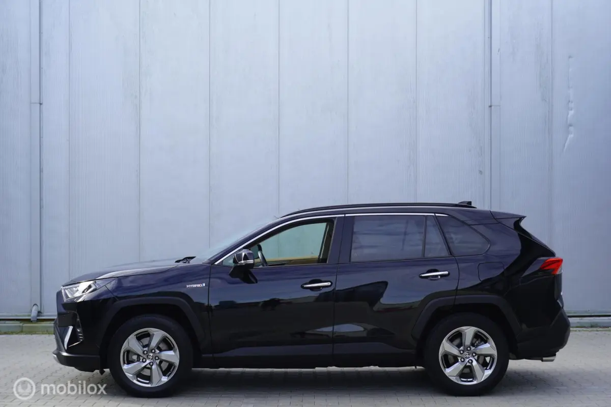 2.5 Hybrid AWD Executive