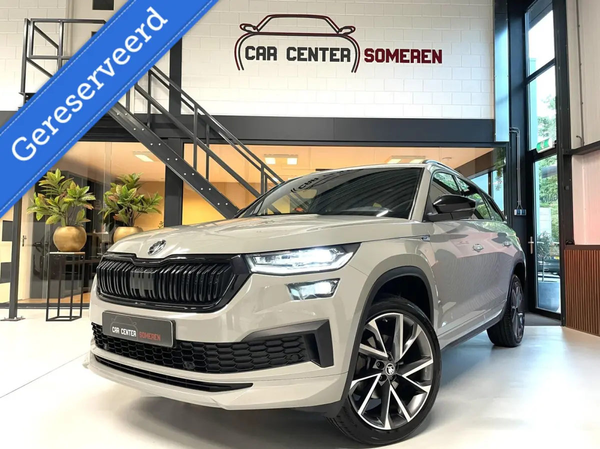 1.5 TSI Sportline 7p. Cam/ Leder/ 19”/ Memo/ Trekhaak