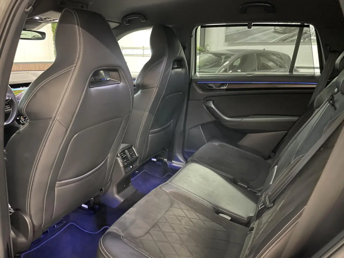 1.5 TSI Sportline 7p. Cam/ Leder/ 19”/ Memo/ Trekhaak